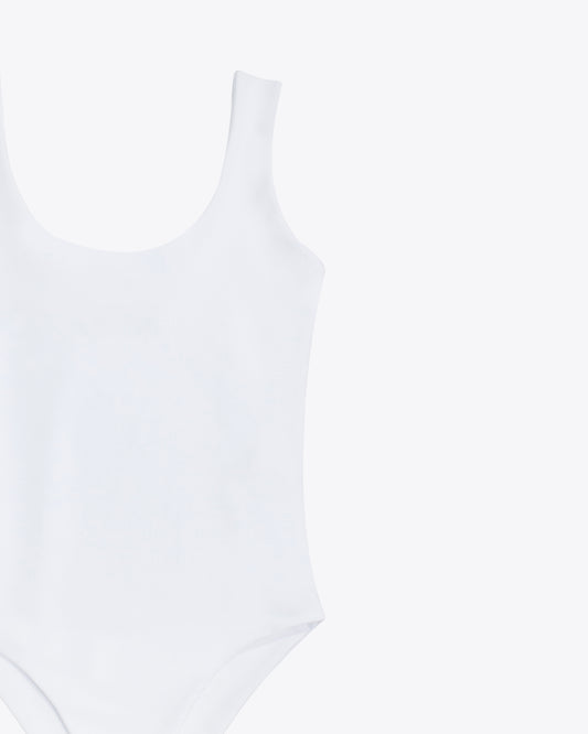 Body scoop white