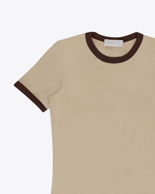 T-shirt C. Nude/brown